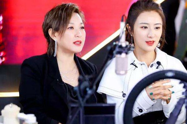 ޱ�����׵�Ǹ ��ʵ�����Լ��ڳ��������ϼ�����