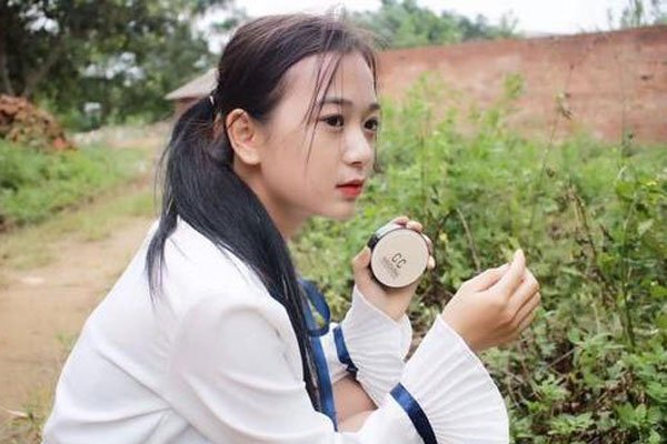 ��������������˼�� ����־�ߵĶ���СŮ��