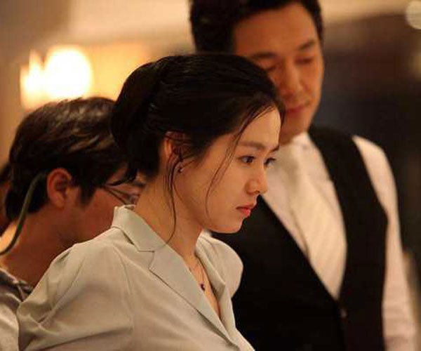 �������ҹ��δɾ���� һ�ε��ٴα�������ͷ��