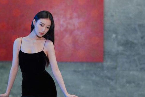 ����Ƭ��һ�ζ���Ǯ ���ݸ���һ�ָ߼�����Ȼ�Ǹ߼���