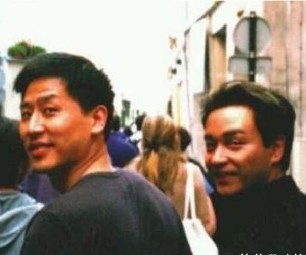 �Ź��ٺ�����������ô��һ��� û�г�Цֻ��ף��