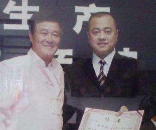 �żҺ���ʯ��ׯ������ ��ô���뱾ɽ��ý���Ա�ɽ��ʶ����