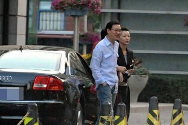 �ܴ��׵ĸ������ϼ�� �Ͷ��������˹�ϵ̫������