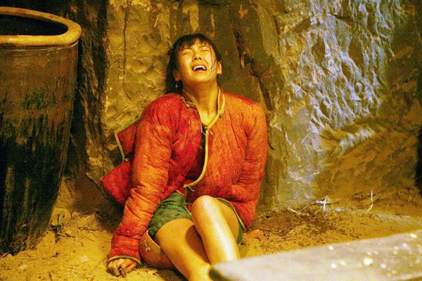 张雨绮拍过大尺的视频 还和达康书记一起翻滚