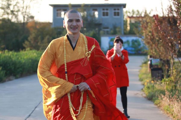 �����Ķ���Ϊ����ô�� ˵�Ƿ���ת��Ϊʲô��ô��ϲ����