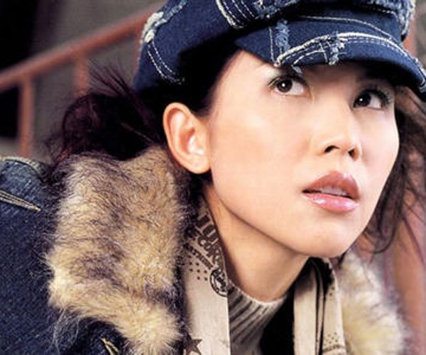 ���ٷҸ������ϳ������� ��񱻳����СŮ��