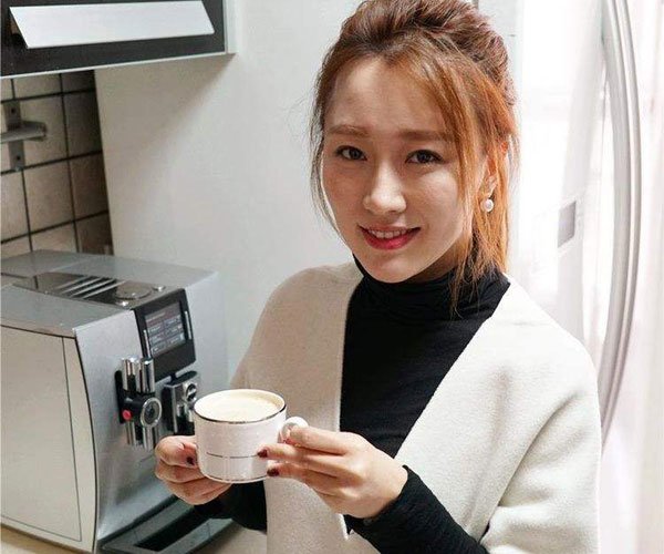 �����Ϲ���˭ �����˼�ʵ���ļٸ�������