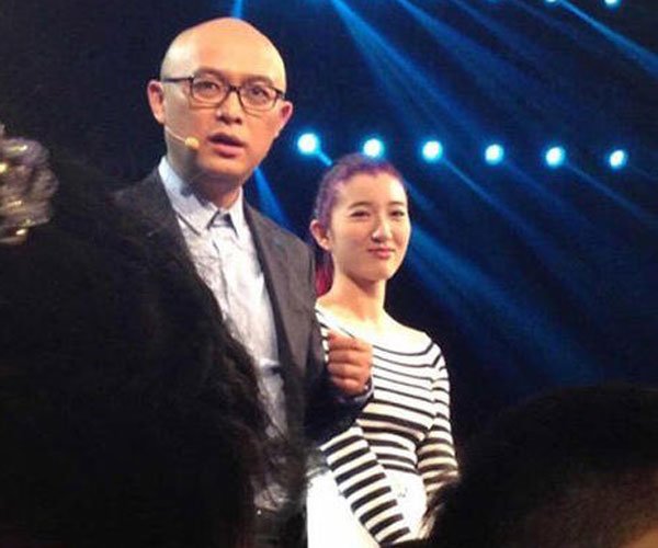 非诚勿扰的猫女和谁牵手了 真实容貌令人惊艳