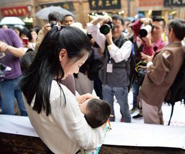 ÷�����Ƭ���ع� Ӫ���ŵĳ���̫����