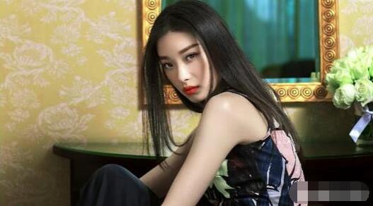 �������Ϲ��ʱ����У���� ���ݵ�����ͦ�θ�������̬��