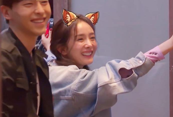 杨幂邓伦恋情坐实了吗 邓伦表示暗恋的人是杨紫