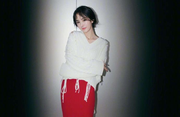 杨幂邓伦恋情坐实了吗 邓伦表示暗恋的人是杨紫