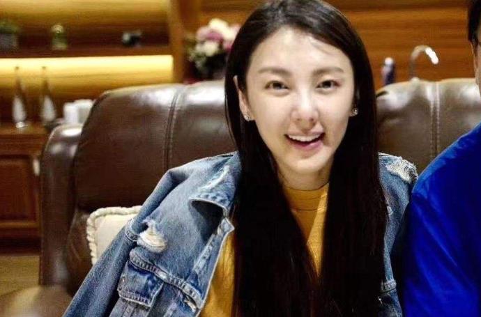 张雨绮的素颜照片 她保养的实在是太好了