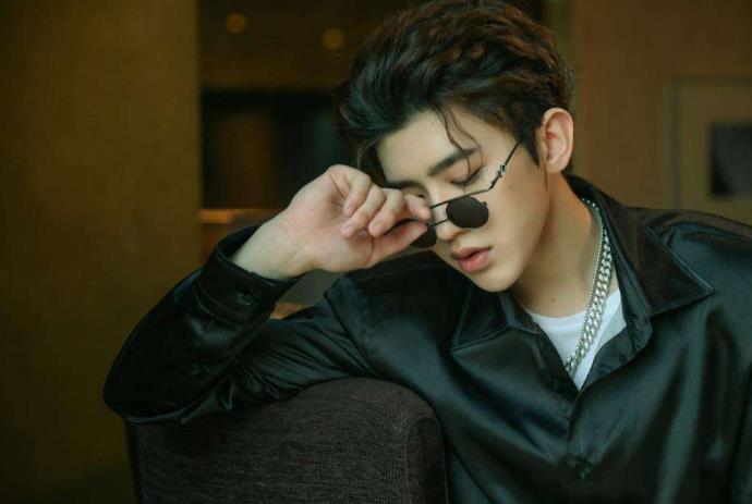 蔡徐坤真名叫什么 曾经的名字叫做蔡泽坤