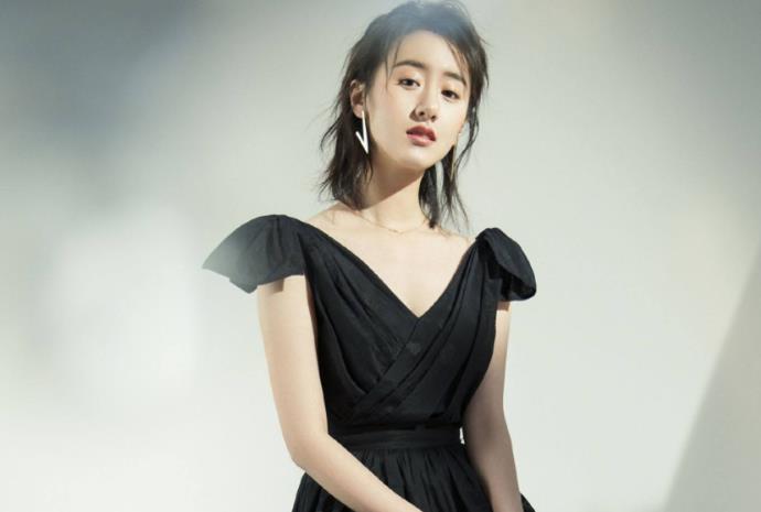 袁冰妍和张艺兴啥是情侣吗 演技眼神十分优秀而已