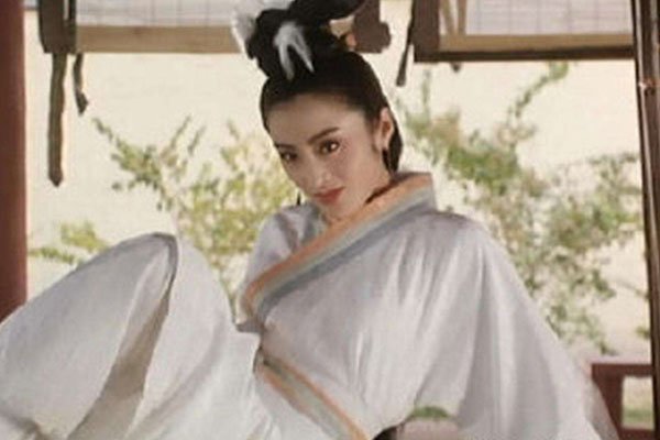 ������������ Ů��ԭ�����ݹ�����Ƭ��