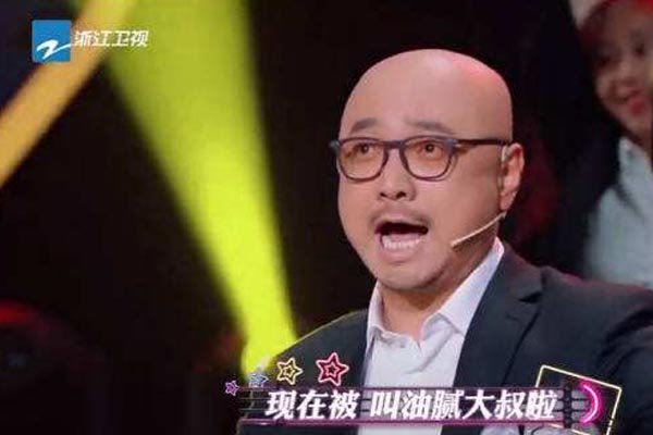 �º�������ƶ�������һ�� �º�˵���ʾ���Ц�����