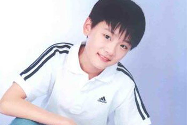 ţ���ĵ�Ů������ѩӭ? �ѵ�����һ�����ȶȵ�Ϸ