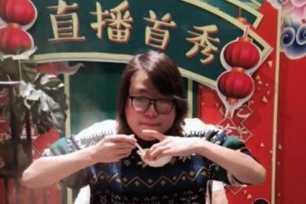 ��θ�ɸ��˼�����е�Ů�� ��θ��ΪʲôҪװŮ��