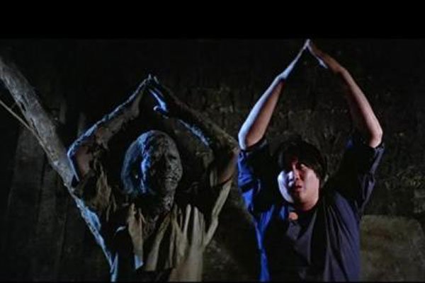 洪金宝鬼片名大全 从88年开始他参演的鬼片就已经大火