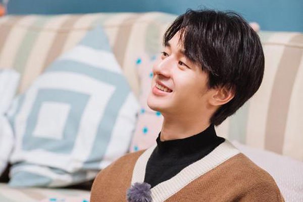 �μ�����������ʵ��һ������ ���������İ���ο