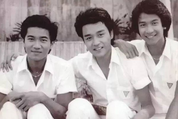 �ӱ��޳°�ǿ��ϵ���ú��� ��һ��Ҿ���ͬ�����ֵ�