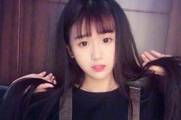 �������������ڵ�˭�Ĵ� ͦ�崿��Ů���������³�������