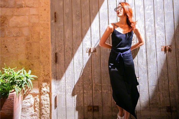 许婧为什么可以一直旅游不工作 因为许婧喜欢旅游