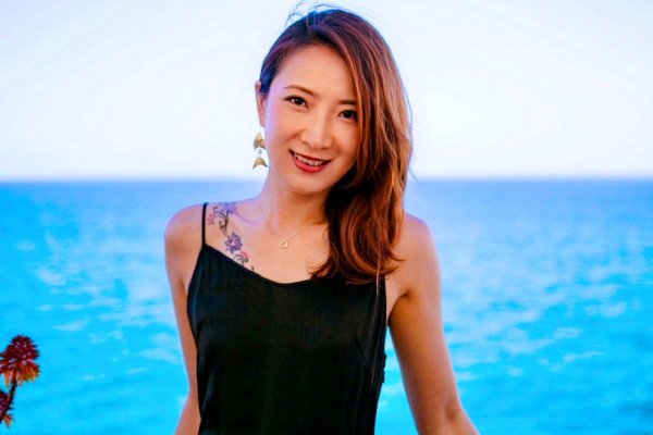 许婧为什么可以一直旅游不工作 因为许婧喜欢旅游