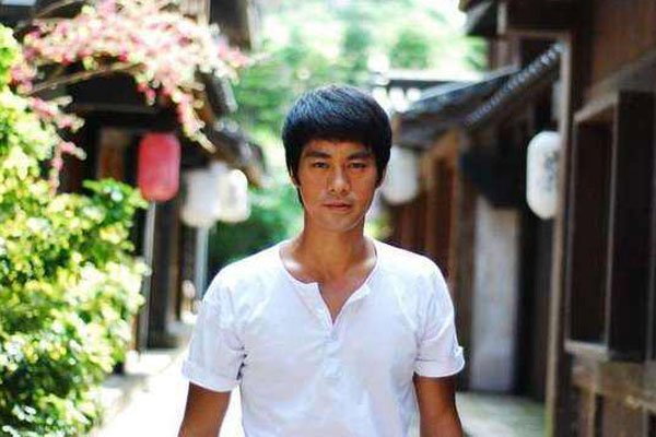 �¹������������������ �¹�������С�����ƶ�