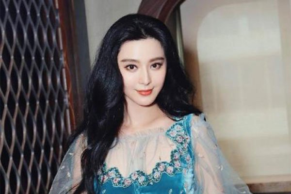 �����������������ռ��� ��Ⱦ�����������ֻ����ɫ���ٵ�����