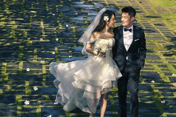 林心如和霍建华离了婚是真的吗 林心如发文婚变感情产生隔阂