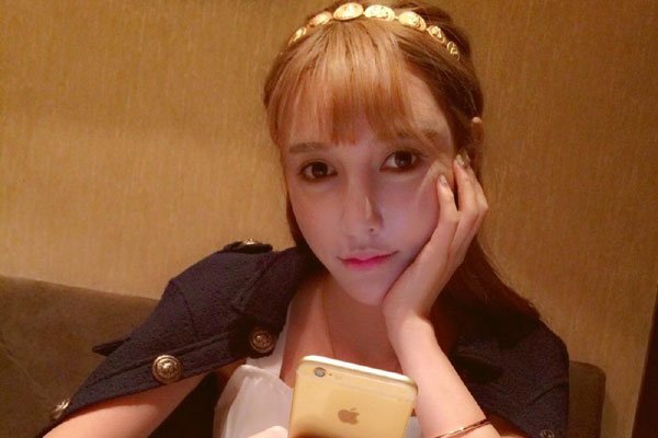 田紫紫不雅视频照片 五分钟狂甩四百万买顶级跑车