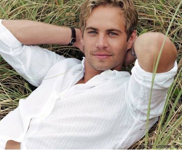 保罗沃克车祸后脸被劈成两半全身遗体照 是速度与激情几走的拍完速7了吗