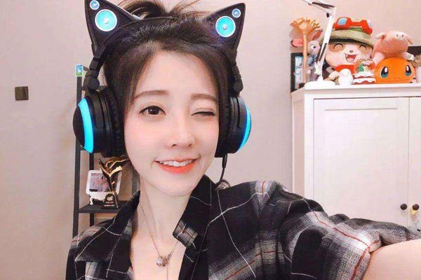 ����Ī��ʵ���� 150��Ⱥ������Ī����1.5���������