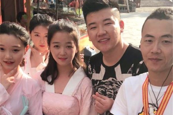 ����ľɭ��˭��ͽ��ʲô��ͷ ľɭ���ϰ���˭