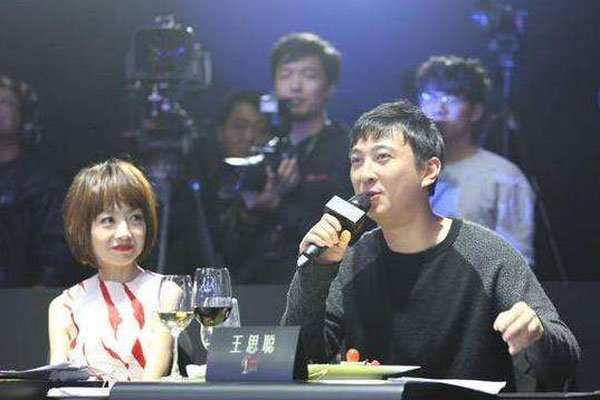 ��˼����Ů�ѽ���Ȼ? Ϊ�θо�����Ů�������Ͷ����