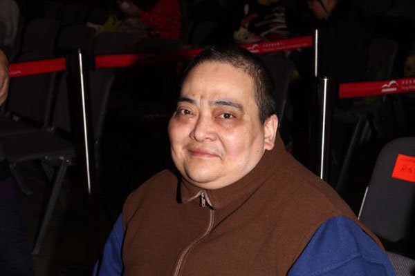 何超雄为什么长得像男人 曾经的赌王公主如今变成200斤肥猪