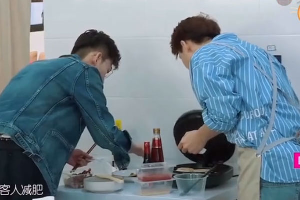 �ź�������Ҳ���ǰԵ��ܲ� ��ε�Ů���Ǿ�Ȼ����������