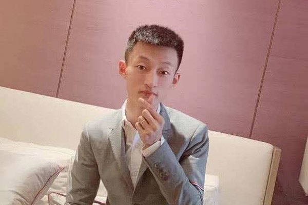 �����������ʵ���� ǧ���˿�Ķ������������ɵ�