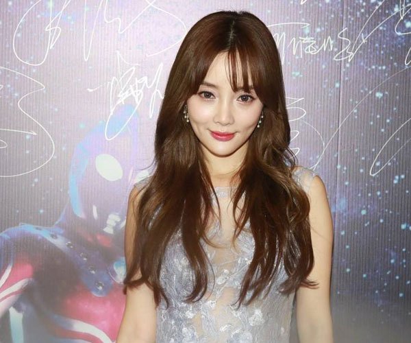 ��С贺�PGone������Ƶ�¼� ������Ů���ٺ�Ҳ��Ҫ����