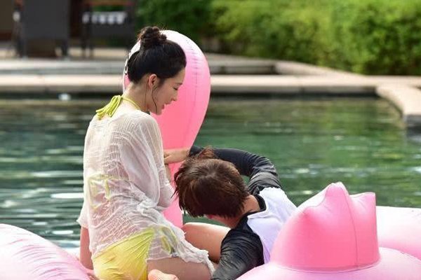 ����κ��ѫ���ս�Ŀ��������������� ����κ��ѫ����ſ�������Ŷ