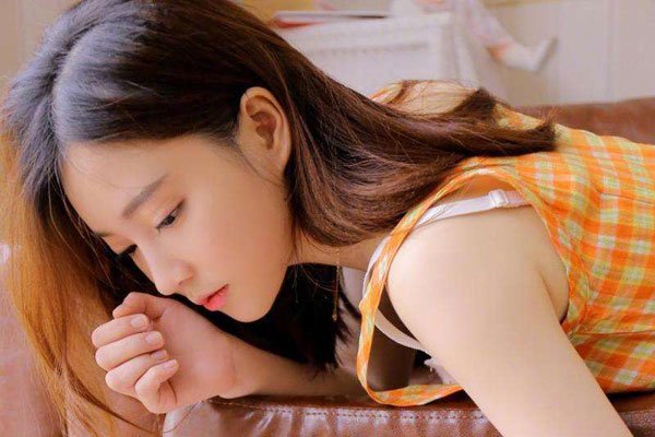 ����Ī����¼���Ƭ ���Ů�˴����ںܶ����˵��Ժ���