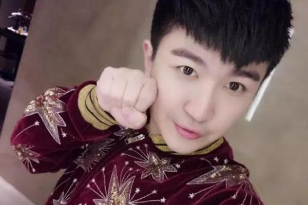 �Ŵ�󵽵���ʲô��ͷ ���ź������������ƽ̨��Ȼ���Ѷ�