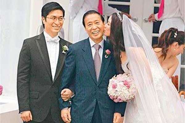 ���׻�����俰��� ��һ��10��:�������˶���������