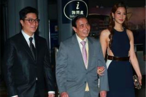 ���׻�����俰��� ��һ��10��:�������˶���������