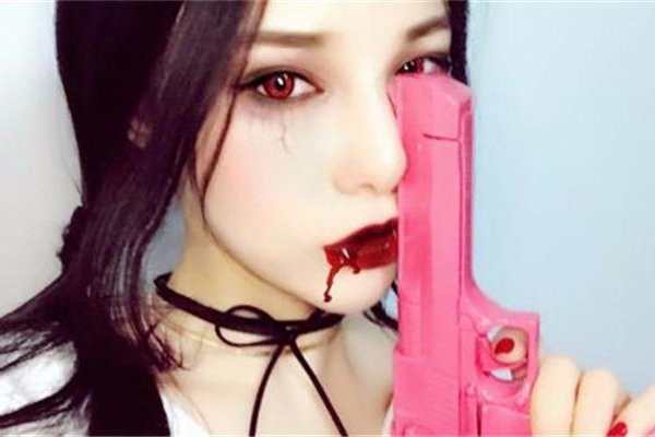 ������ô��ȥ���¼�����ô���� ����ķ�Ĺ��Ƭ