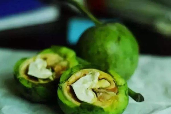 白癲风最有效治疗偏方 冯小刚白癜风花了几百万