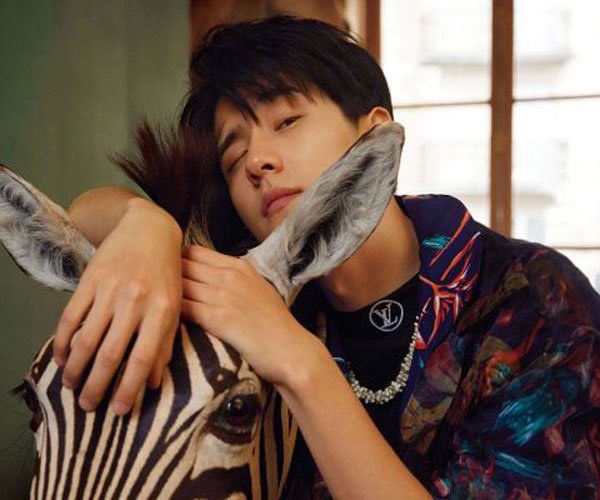 陈伟霆教彭昱畅的健身动作 效果怎么样彭昱畅是一个自律的人吗