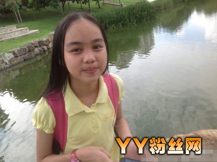 中国新声代汤晶锦资料 童声天籁汤晶锦演绎天亮了唱哭谭维维